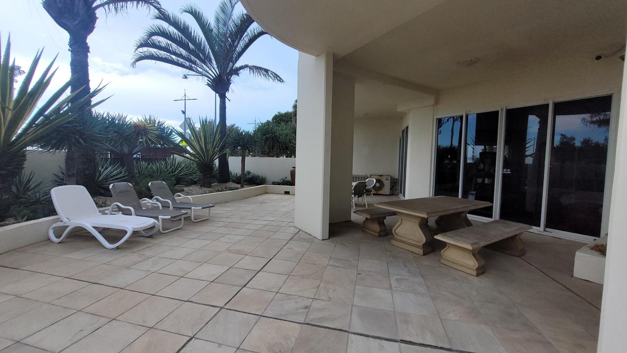 Apr Private Suites Moroccan By The Beach ゴールドコースト エクステリア 写真