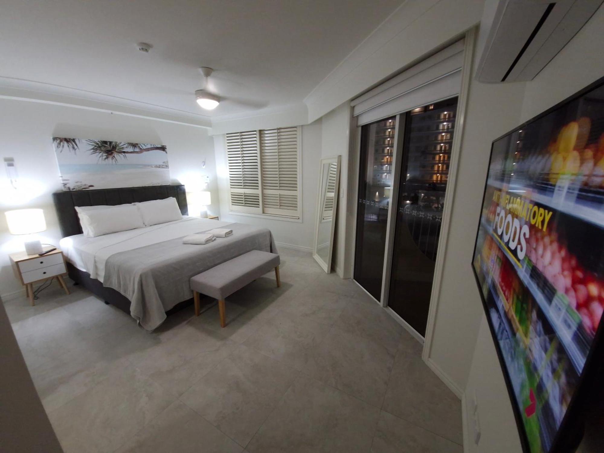 Apr Private Suites Moroccan By The Beach ゴールドコースト エクステリア 写真