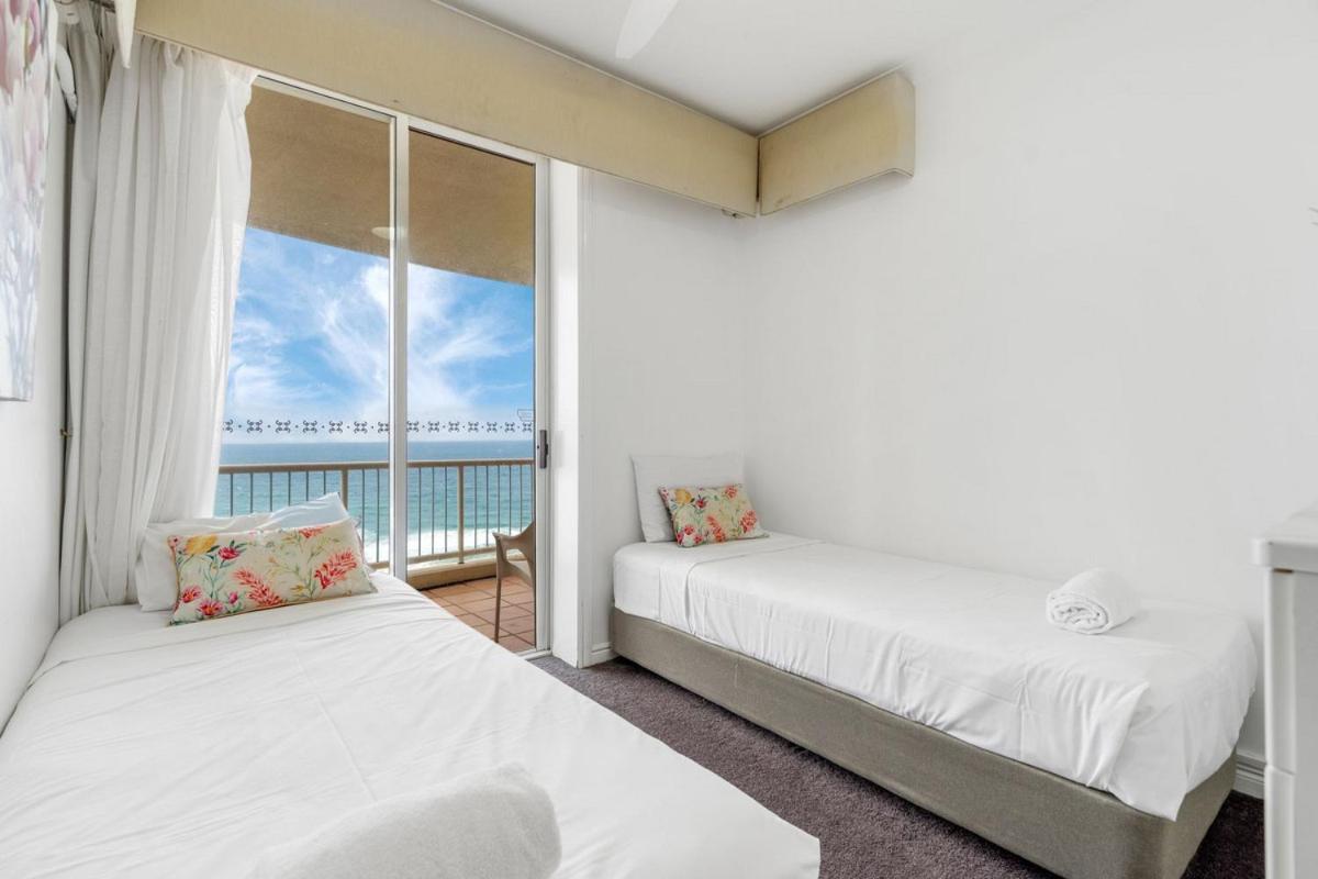 Apr Private Suites Moroccan By The Beach ゴールドコースト エクステリア 写真