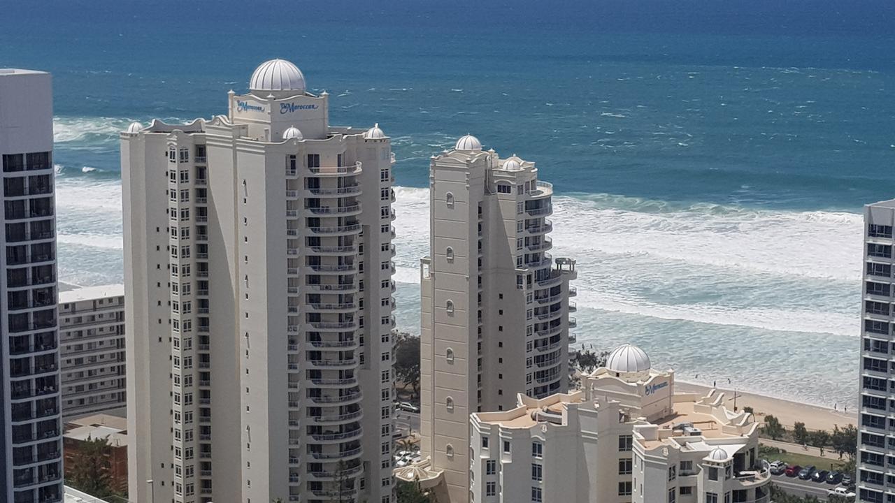 Apr Private Suites Moroccan By The Beach ゴールドコースト エクステリア 写真